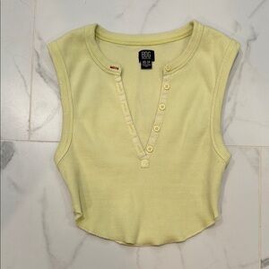 BDG Light Yellow Sleeveless Crop Top